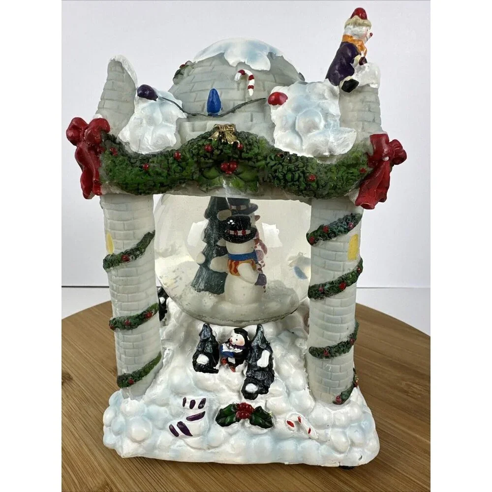 JC Penny Home Collection Musical Christmas Lighted Snowman Snow Globe Frosty NEW